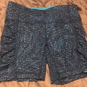 Lululemon speed track short